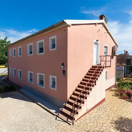 Apartmani Dujmovic Medulin Exterior photo