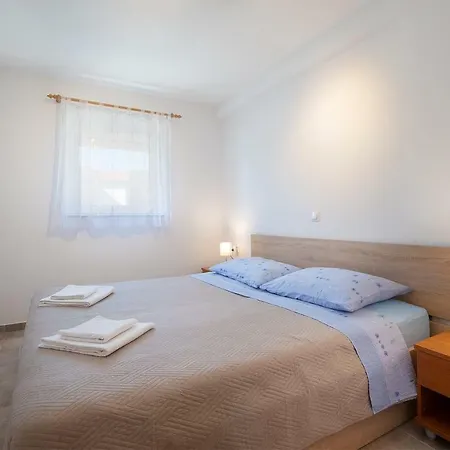 Apartmani Dujmovic Medulin Exterior photo